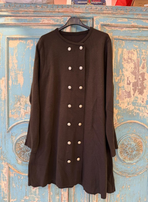 Vestido de punto botones delanteros