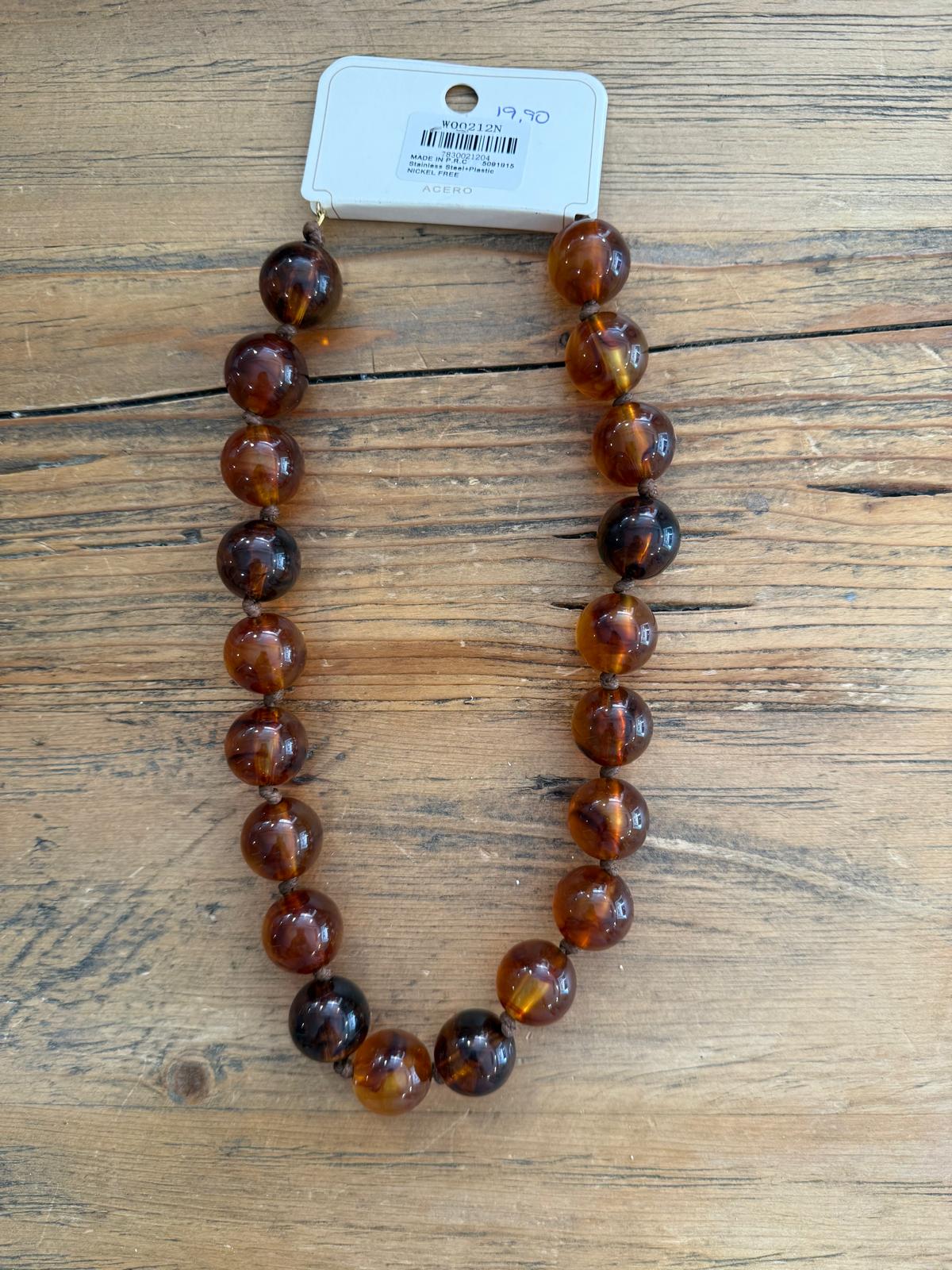 Collar de Bolas Grandes con Resina