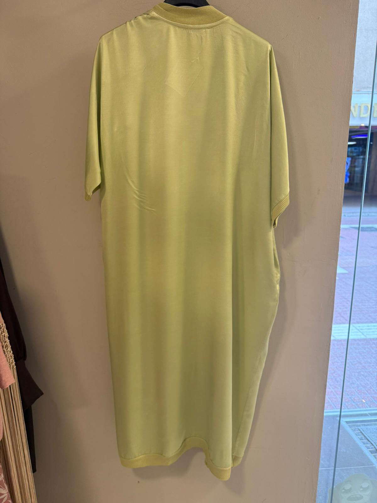 Kimono Largo Satinado con Acabados Rib