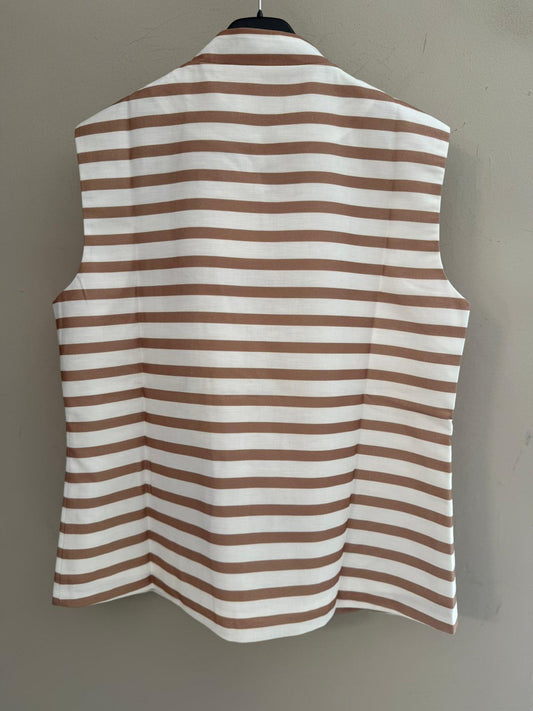 Chaleco Rayas Camel y Blanco Cuello Mao