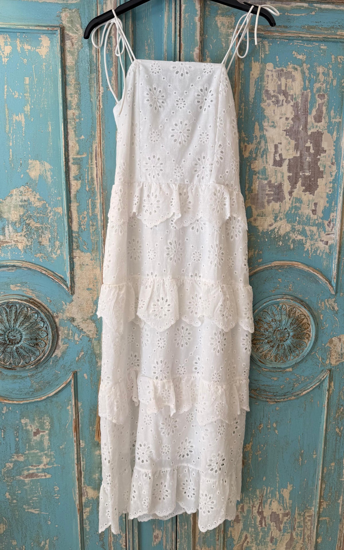 Vestido tirantes bordado inglés