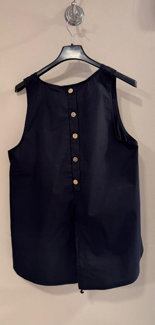 Blusa botones traseros