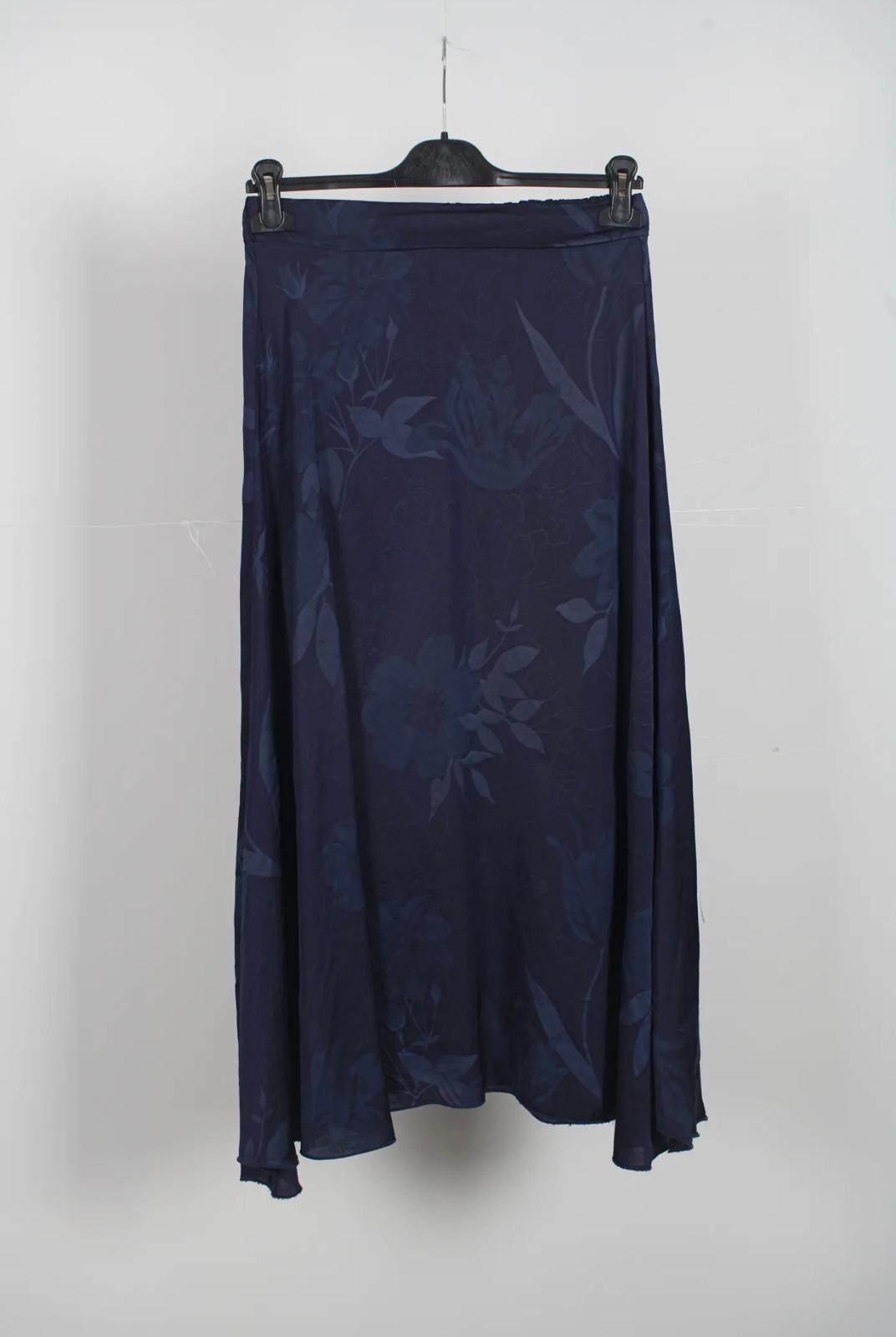 Falda satinada estampado floral DONDOLA