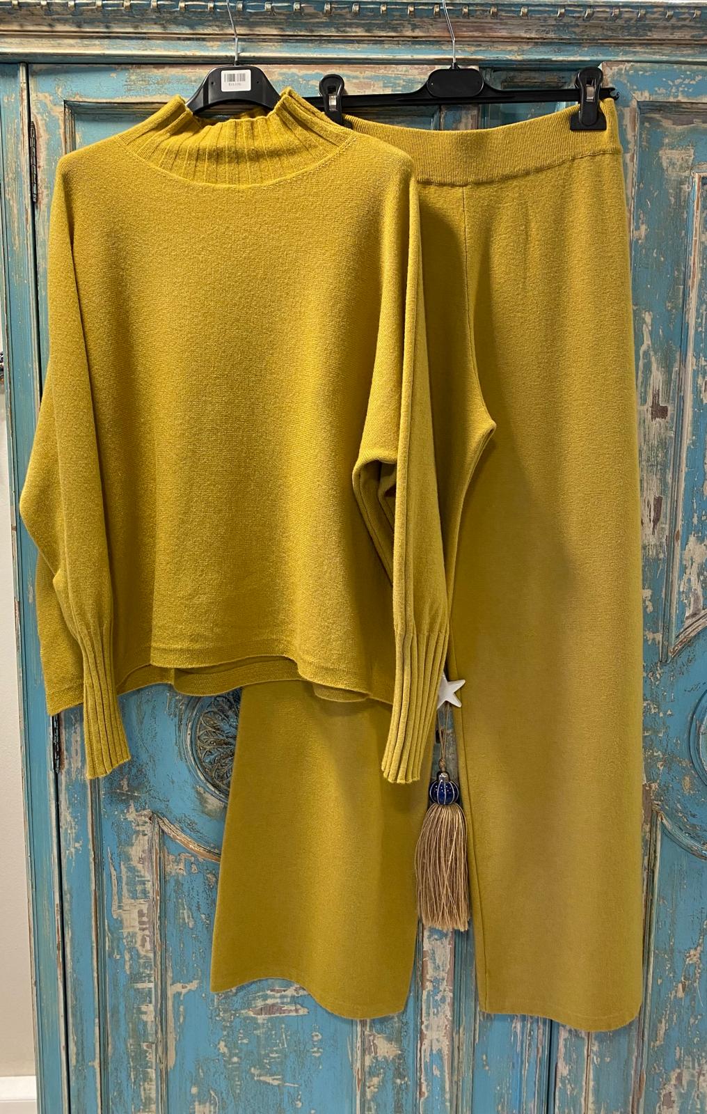 Pantalón punto mostaza corte ancho DONDOLA