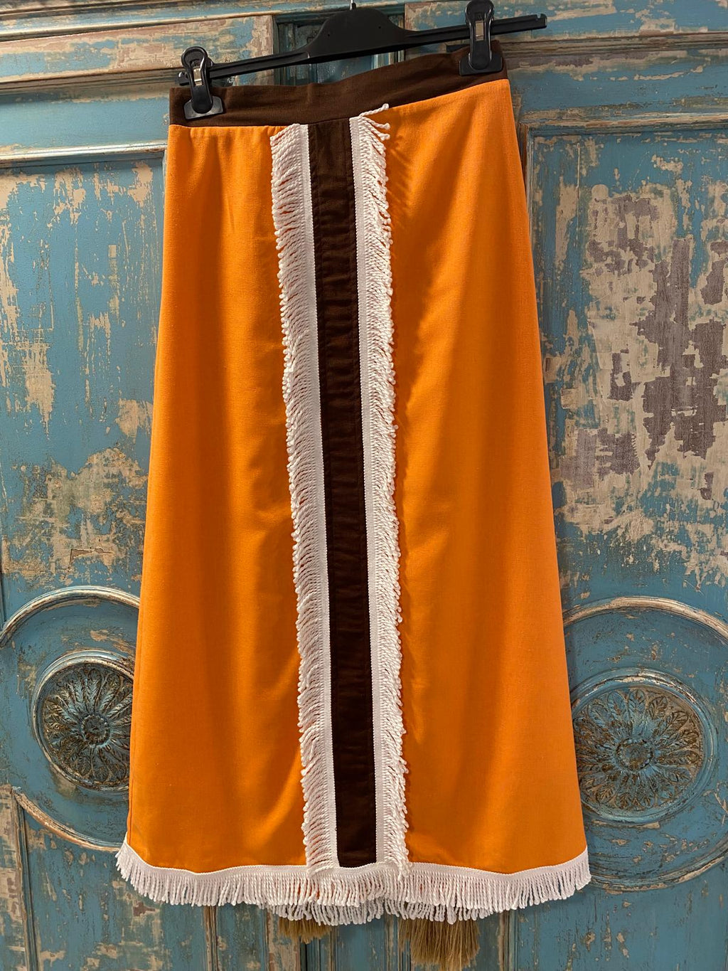 Falda mezcla lino detalle central flecos DONDOLA