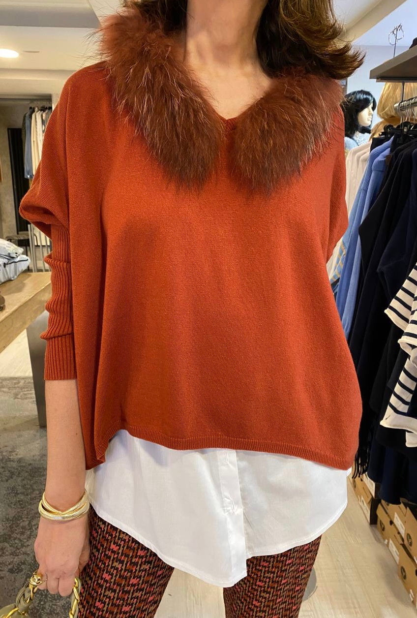 Jersey estilo poncho cuello pelo DONDOLA