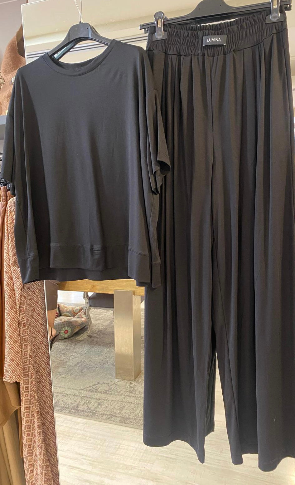 Pantalón punto con pinzas (conjunto) DONDOLA