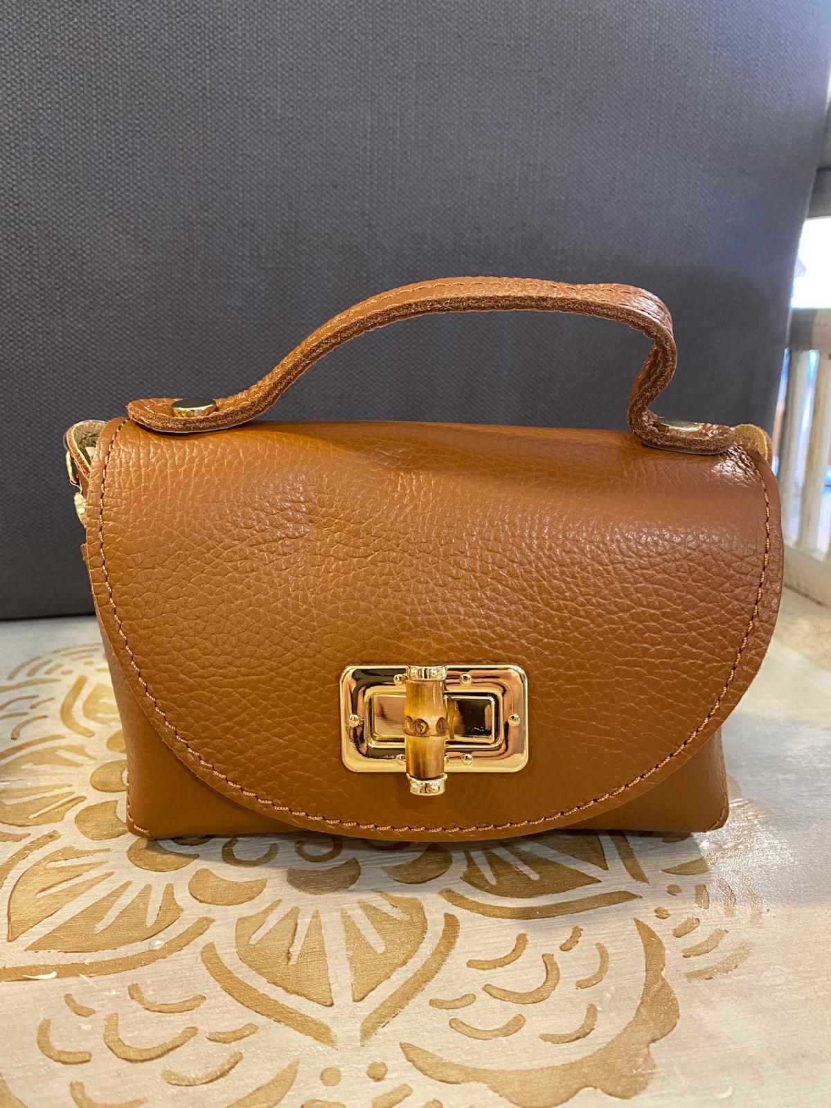 Bolso piel tamaño mini cadena metálica dorada DONDOLA