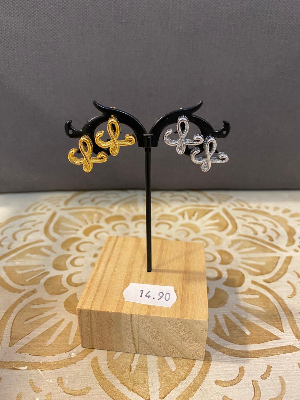 Pendientes LW dos tamaños DONDOLA