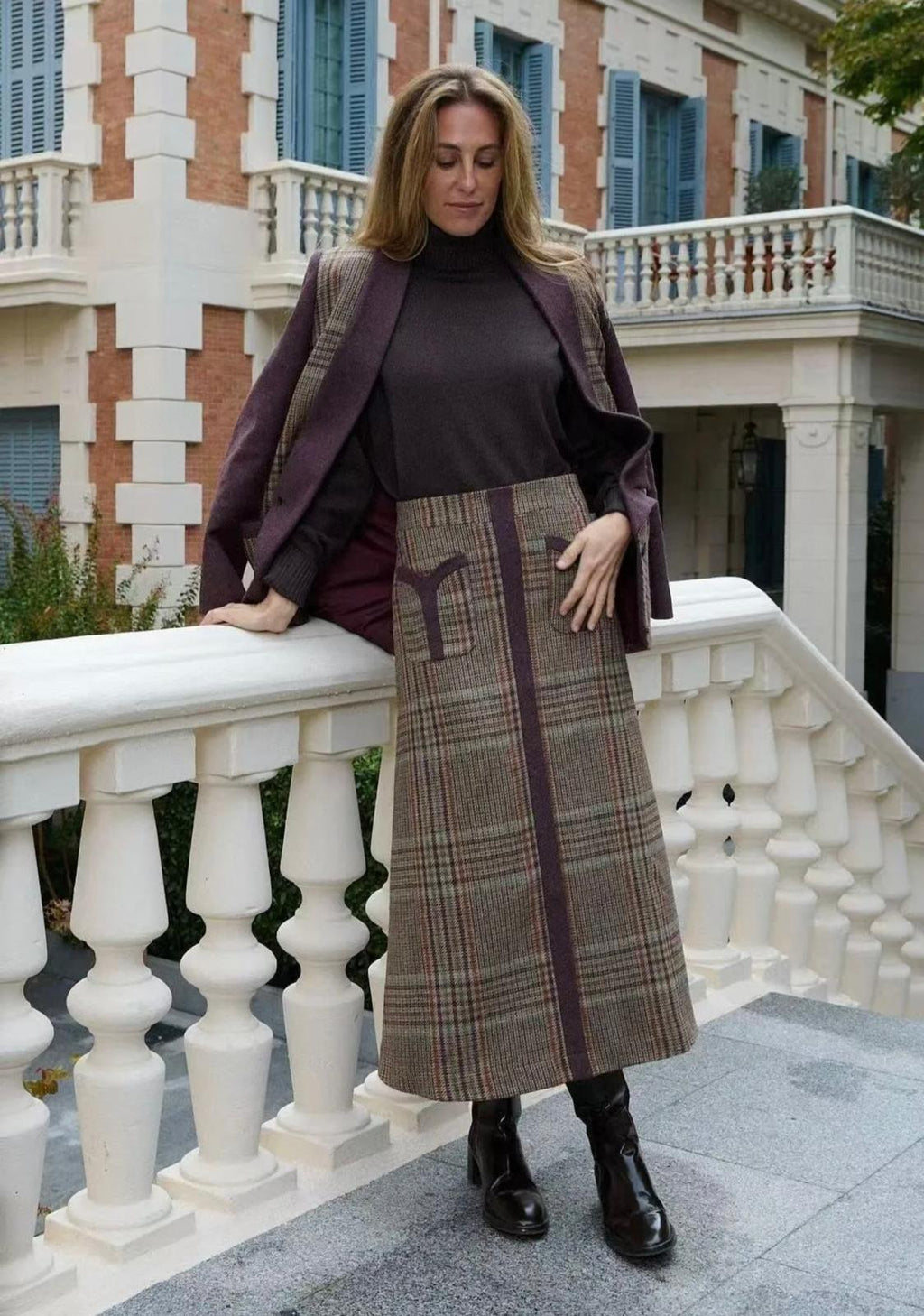 Falda cuadros detalle bolsillos delanteros DONDOLA