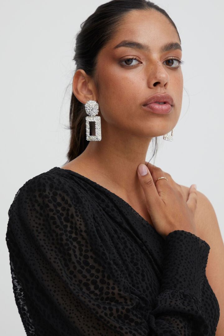 Top negro hombro descubierto “IhMelina” ICHI