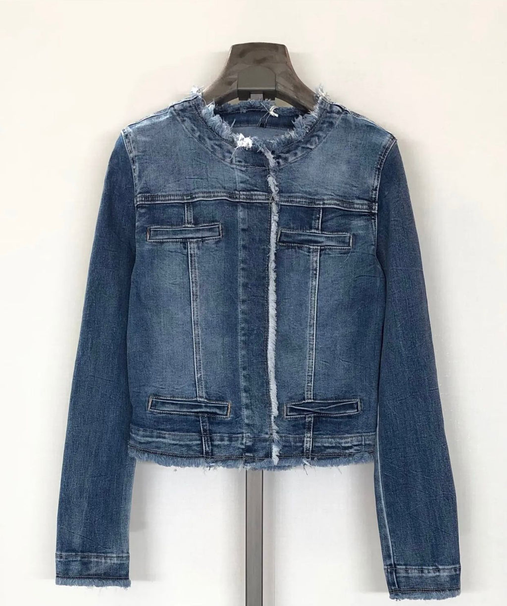 Chaqueta vaquera acabado desflecado DONDOLA
