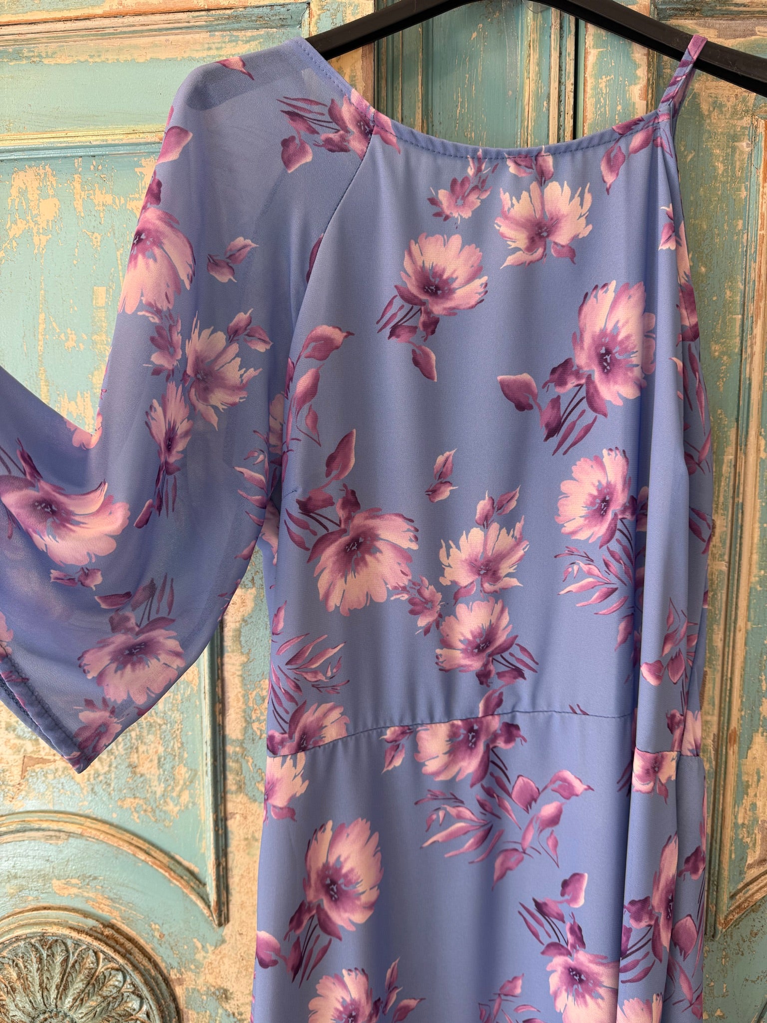 Vestido floral corte bajo pecho DONDOLA