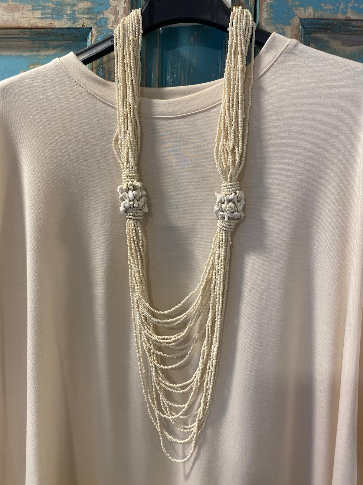 Collar múltiples vueltas abalorios dos nudos DONDOLA