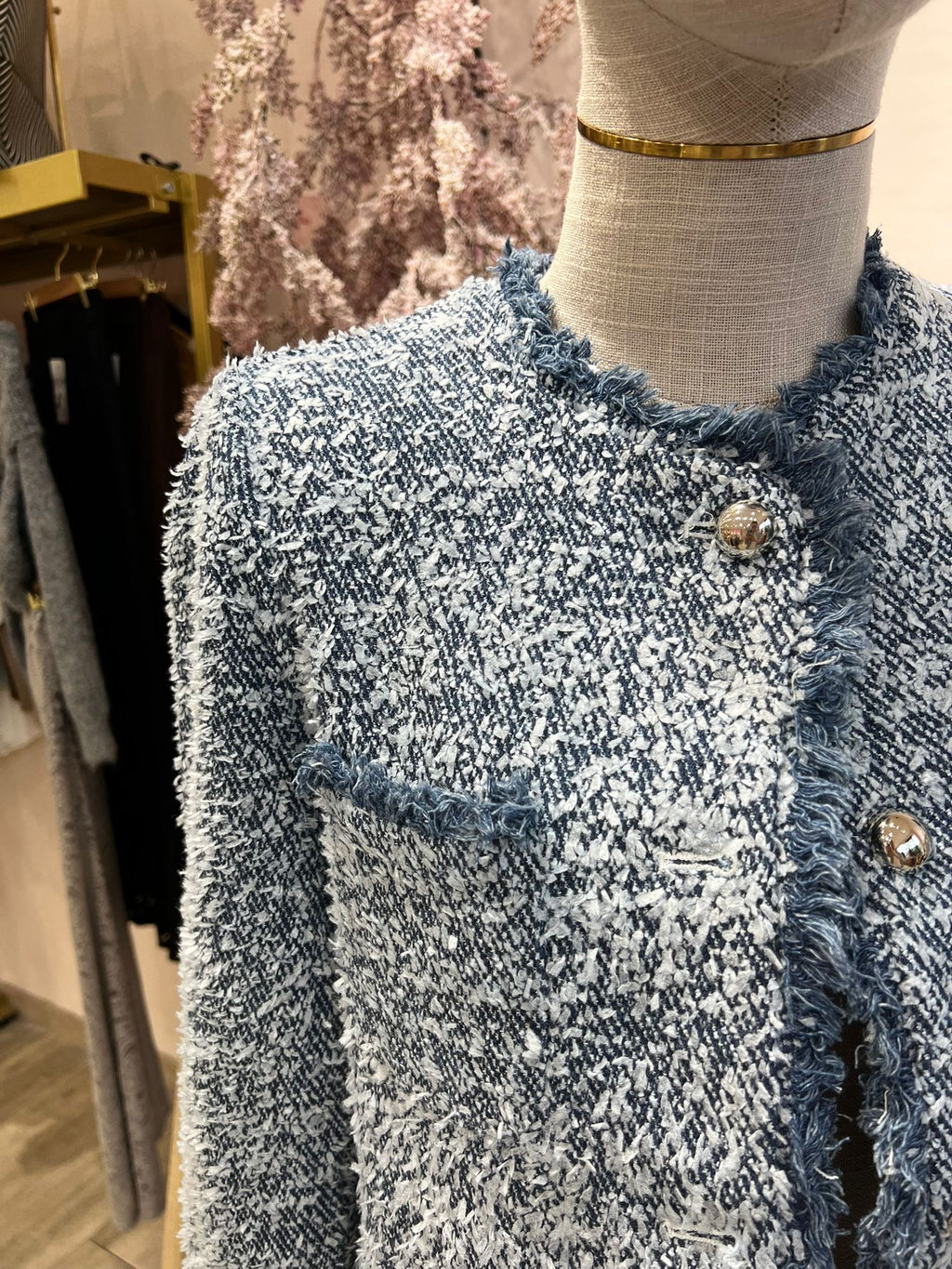 Chequeta tweed azul desflecado botones plateados DONDOLA