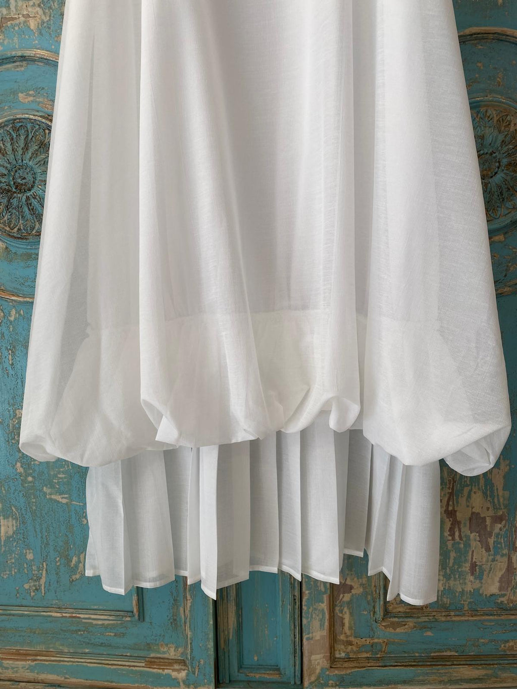 Vestido acabado efecto globo y plisado DONDOLA