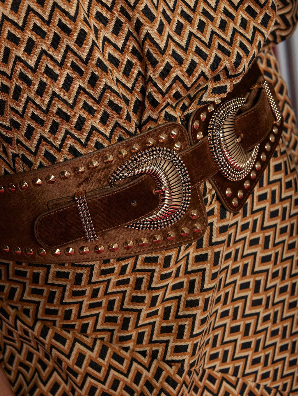 Cinturón fajín de tachas doble hebilla “MEISÏE”