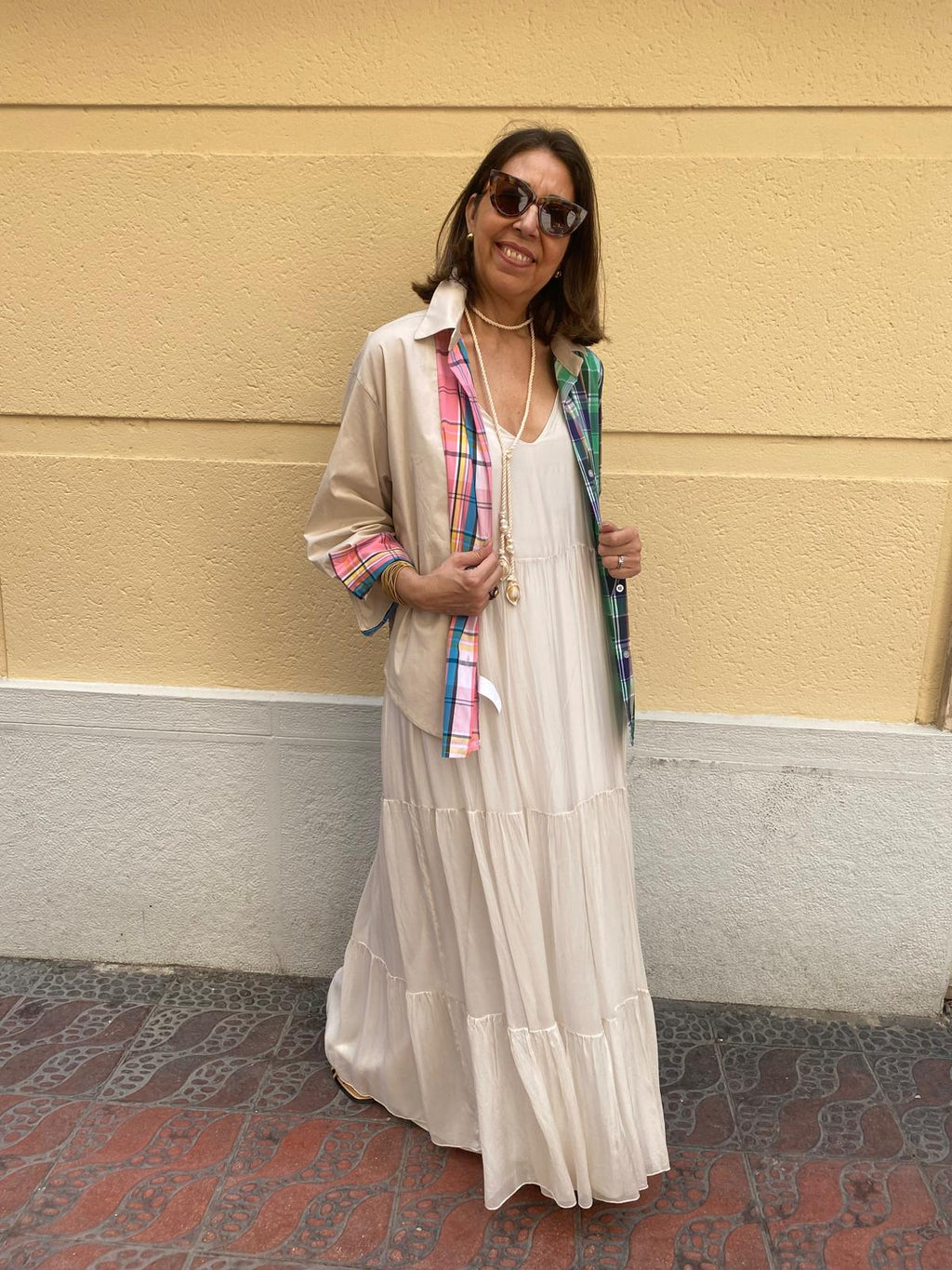 Collar cuerda acabado caracolas y abalorios nacarados DONDOLA