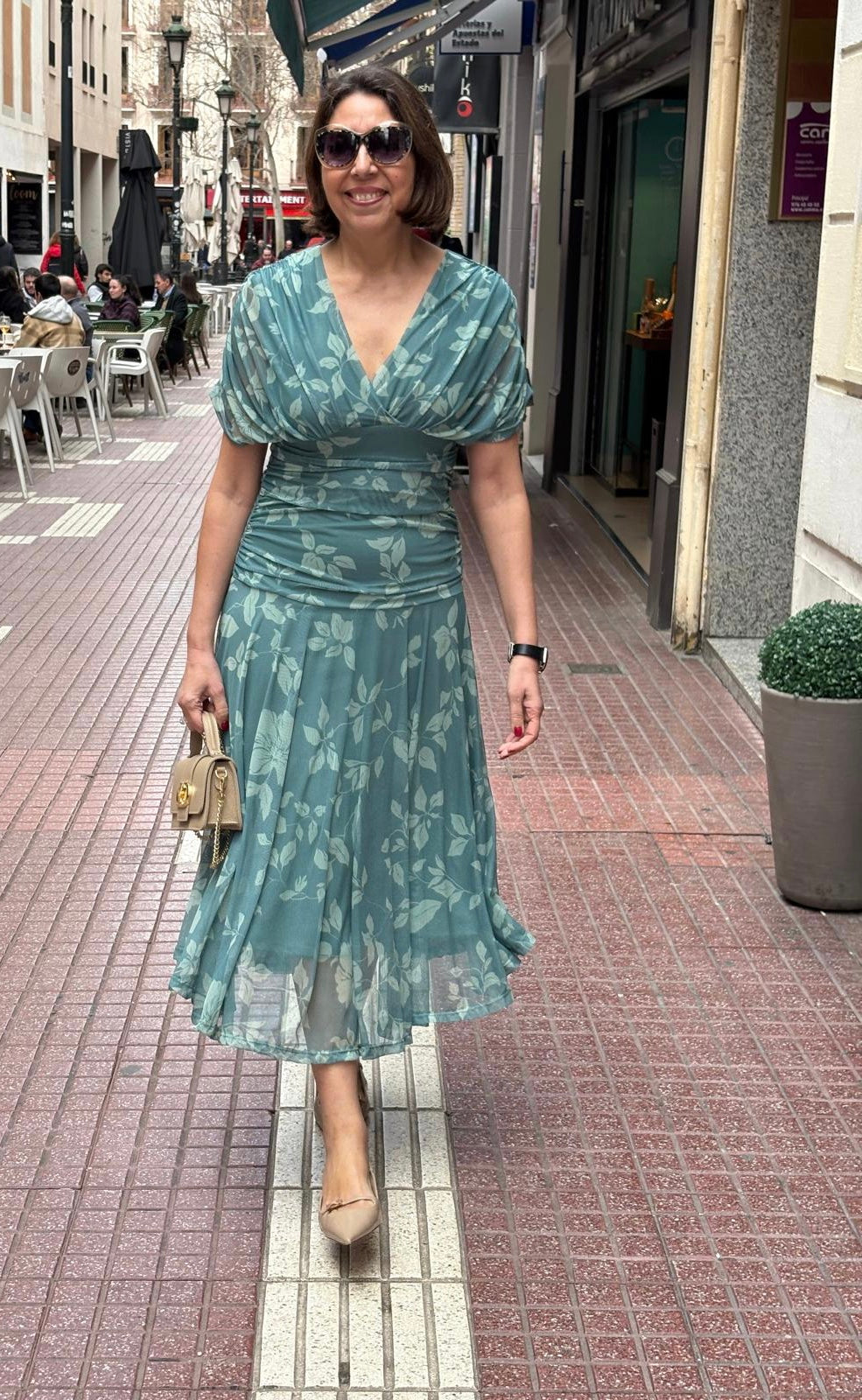 Vestido tul estampado floral escote pico DONDOLA
