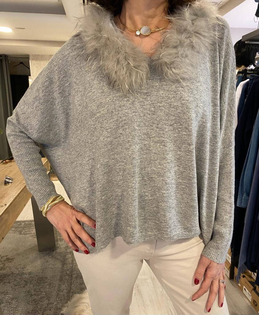 Jersey estilo poncho cuello pelo DONDOLA