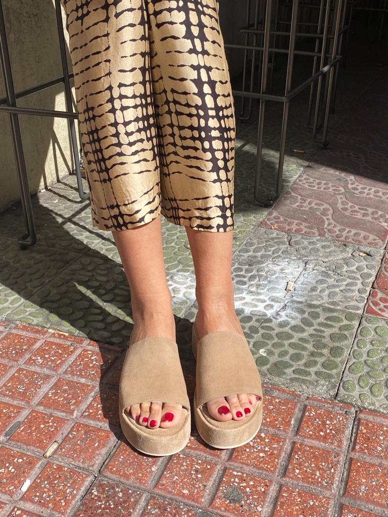 Pala de piel con plataforma “Hobby”