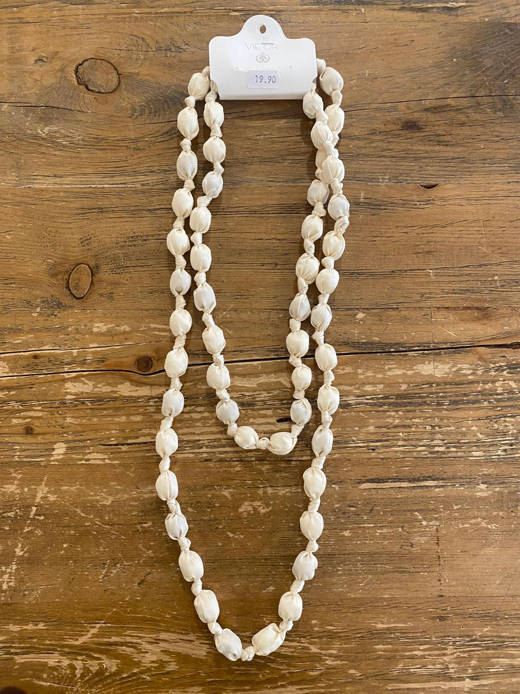 Collar largo bolitas de tela DONDOLA