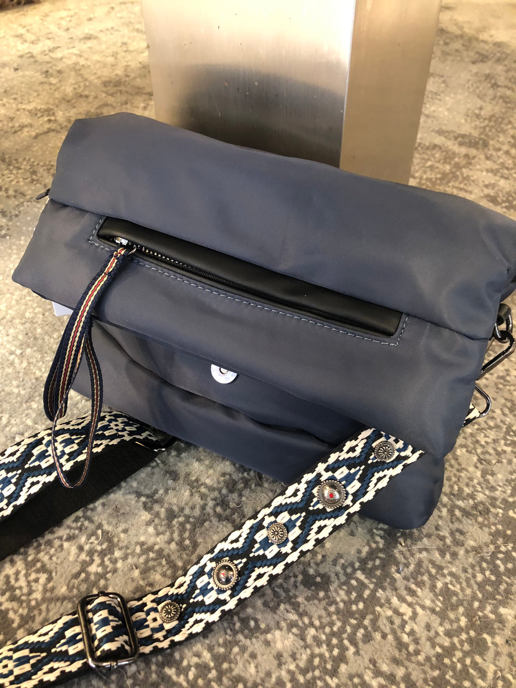 Bolso nylon solapa compartimentos DONDOLA