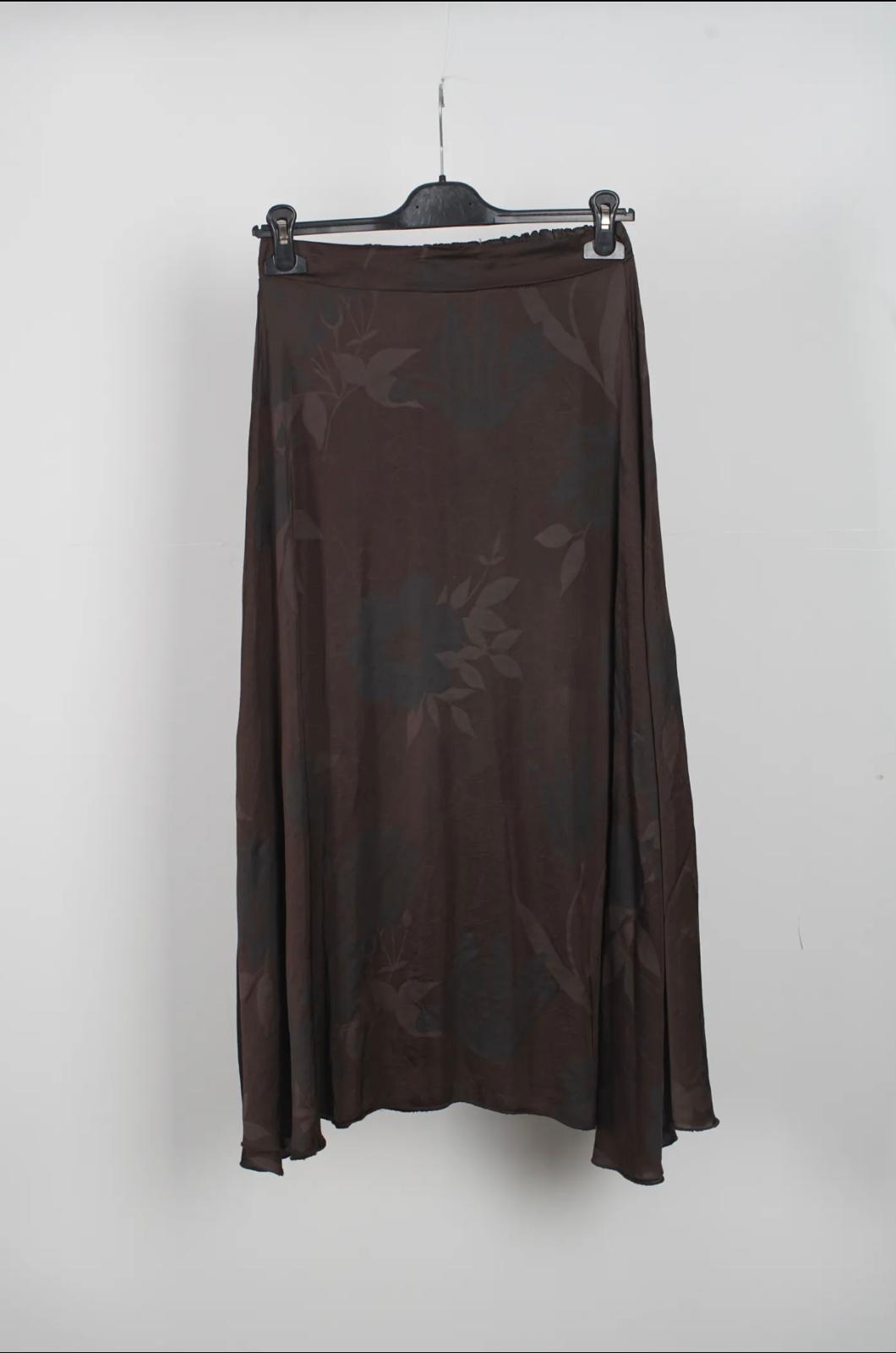 Falda satinada estampado floral DONDOLA