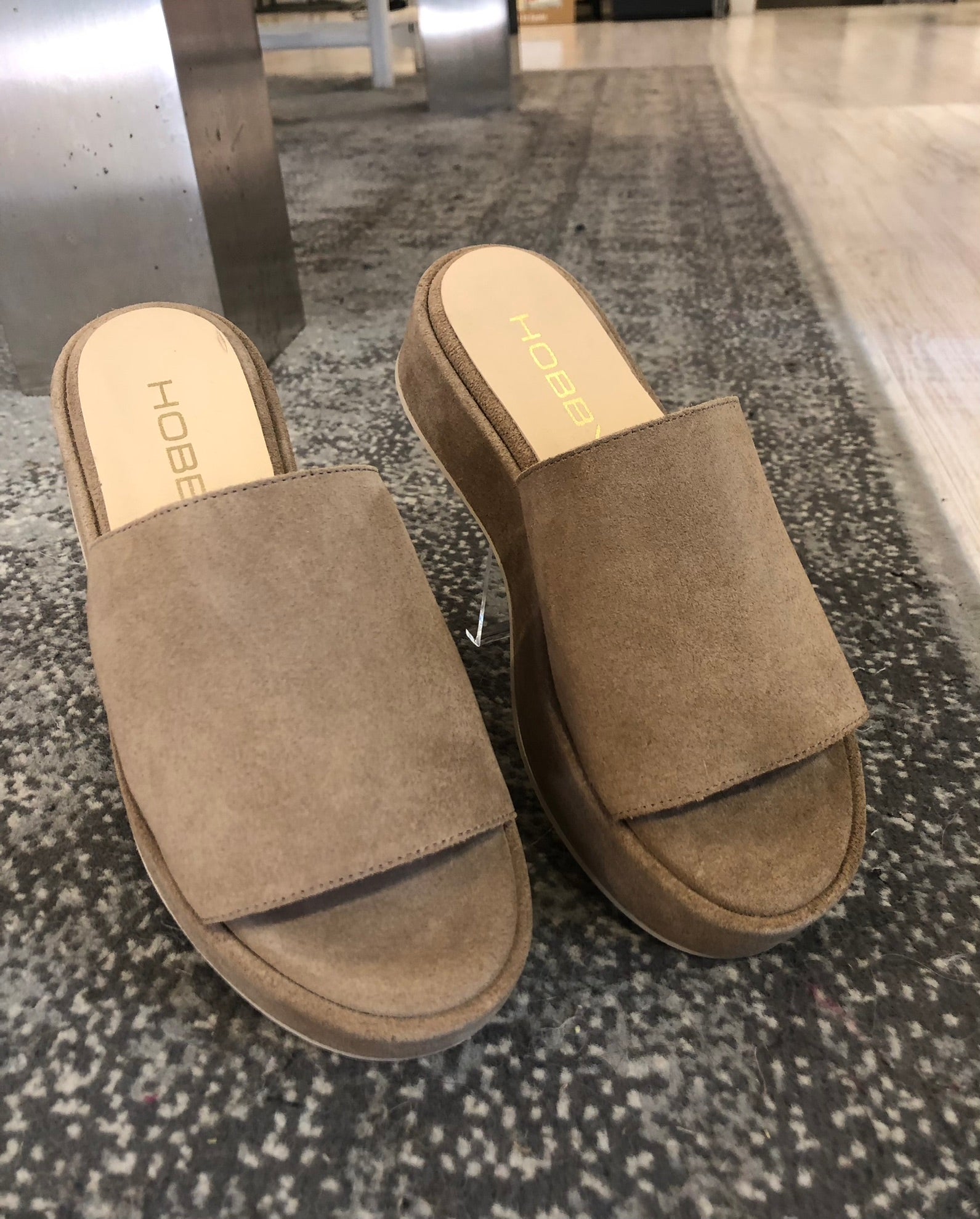 Pala de piel con plataforma “Hobby”