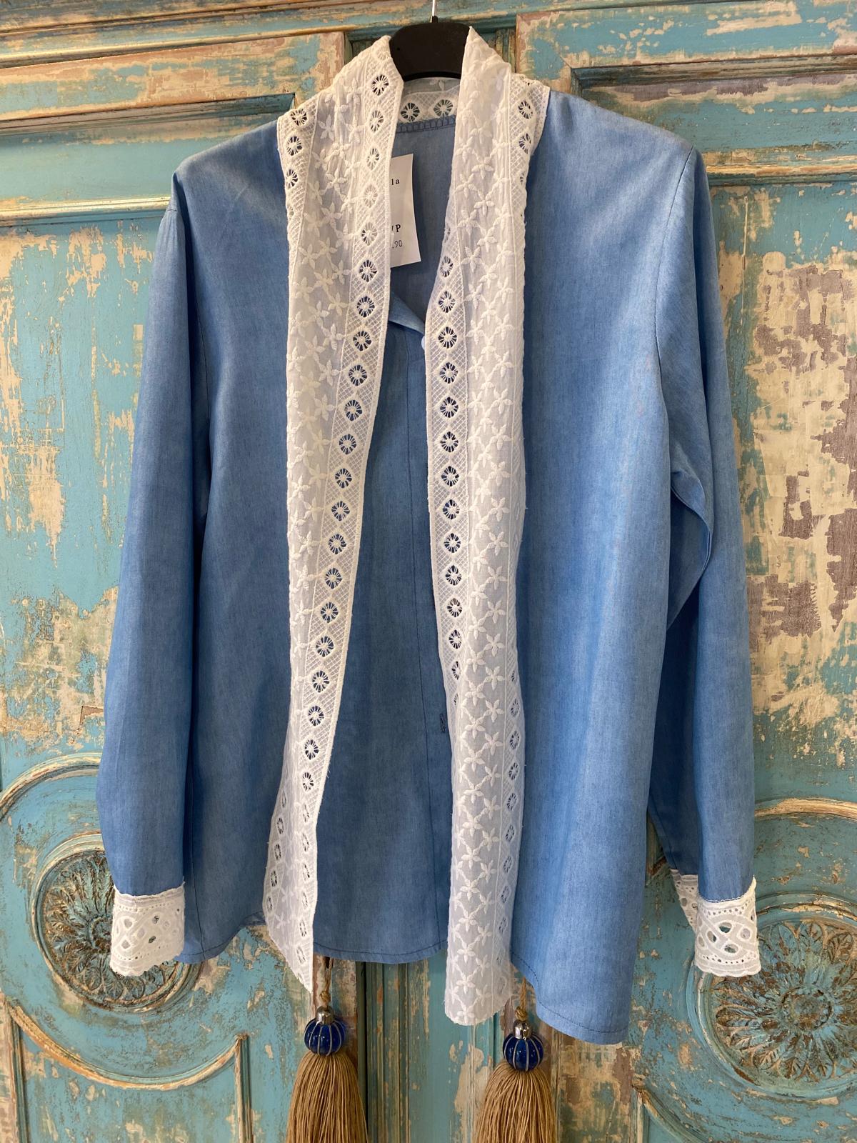 Camisa vaquera con lazo encaje bordado DONDOLA