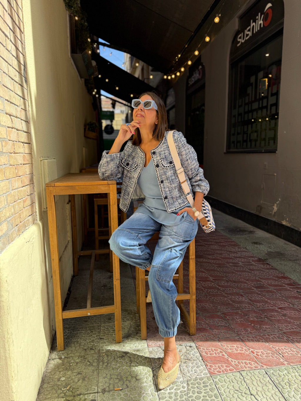 Chaqueta corta tweed tonos azules botones forrados DONDOLA