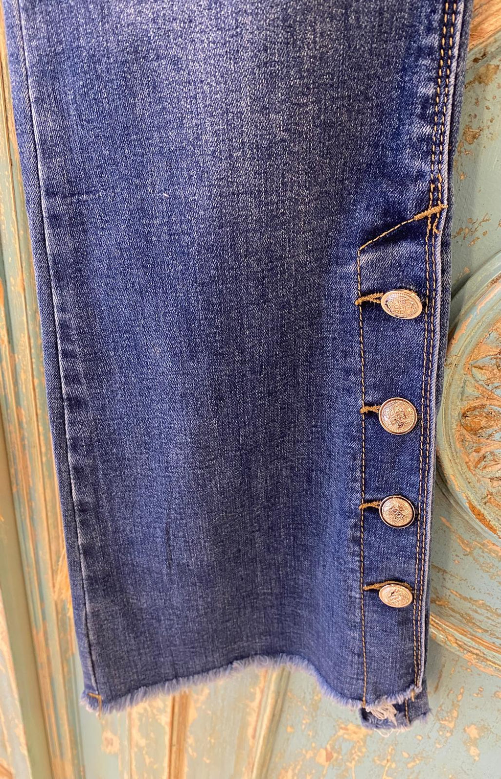 Vaquero flare efecto push-up DONDOLA