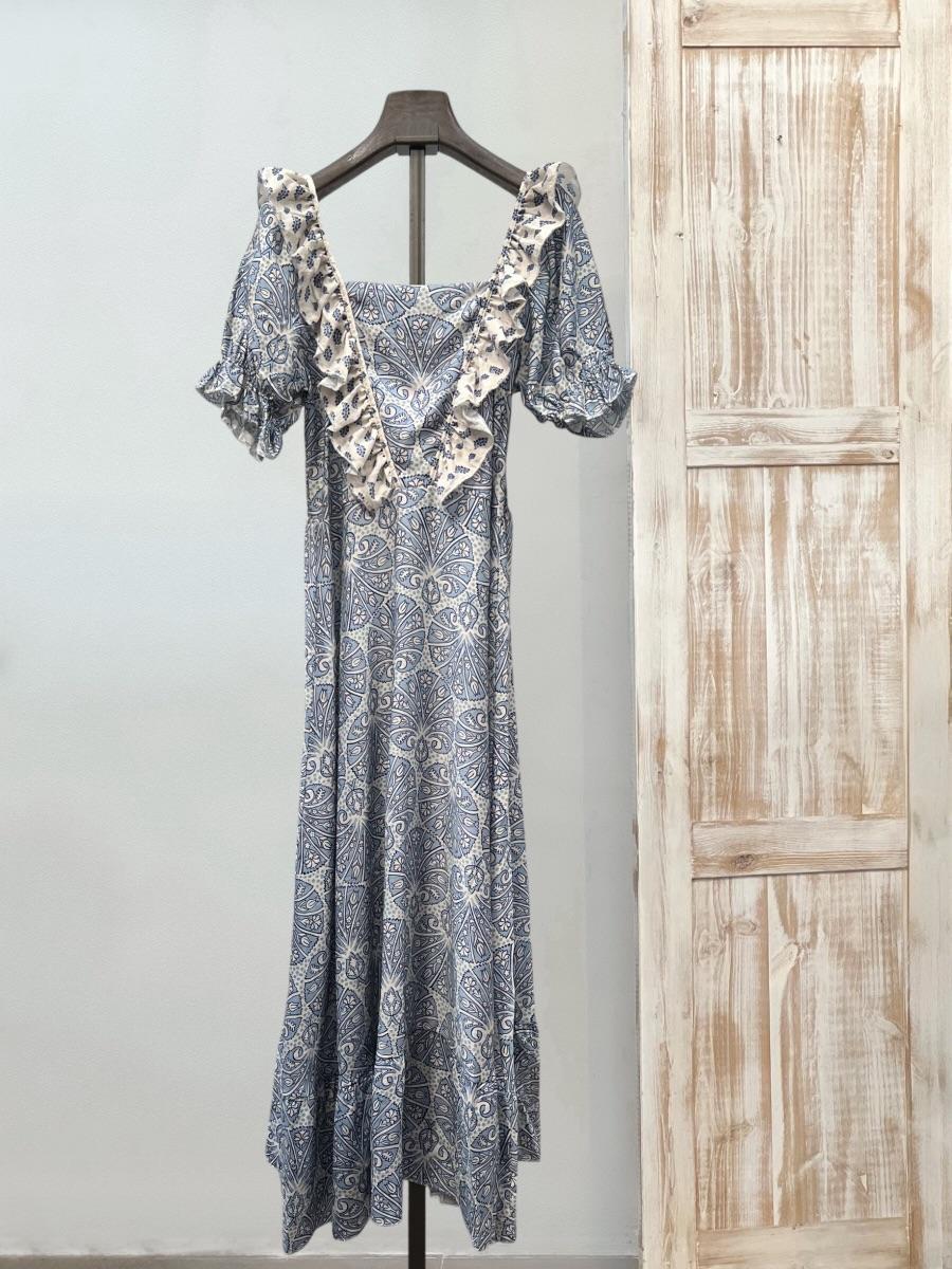 Vestido volantes en V en delantero DONDOLA