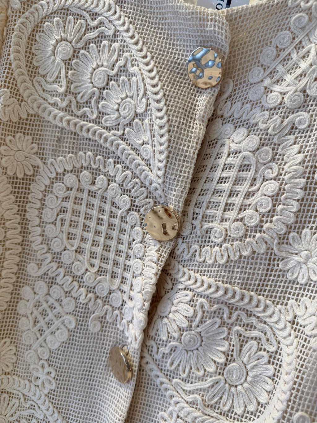 Chaqueta tejido algodón bordado color crudo DONDOLA