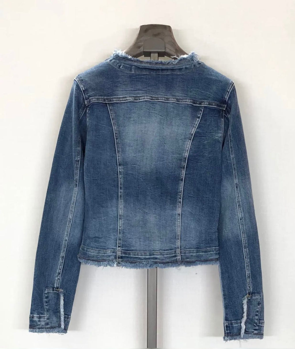 Chaqueta vaquera acabado desflecado DONDOLA