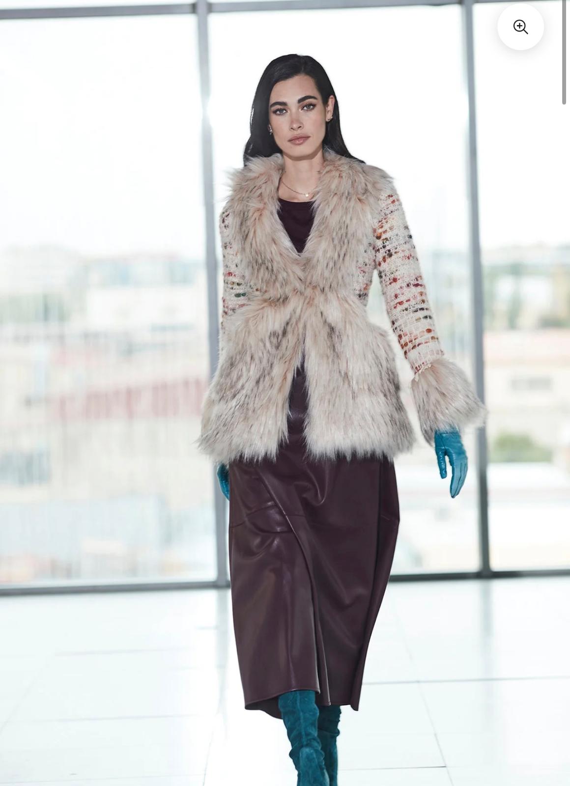 Abrigo Corto Alpaca Clemence Dondola Moda