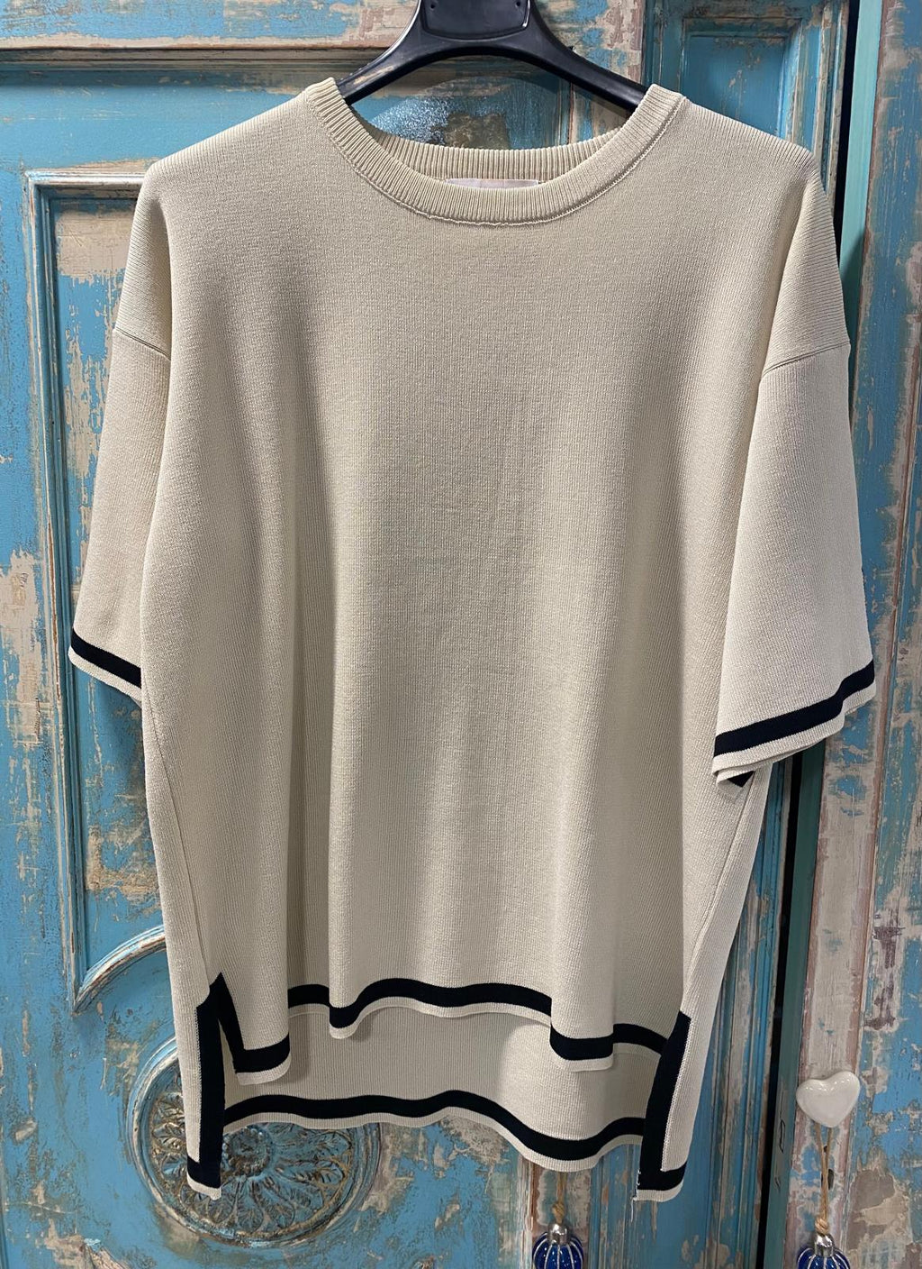 Conjunto punto beige acabados ribeteados DONDOLA