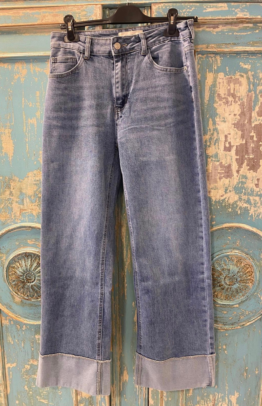 Vaquero straight(corte recto) bajo vuelto DONDOLA