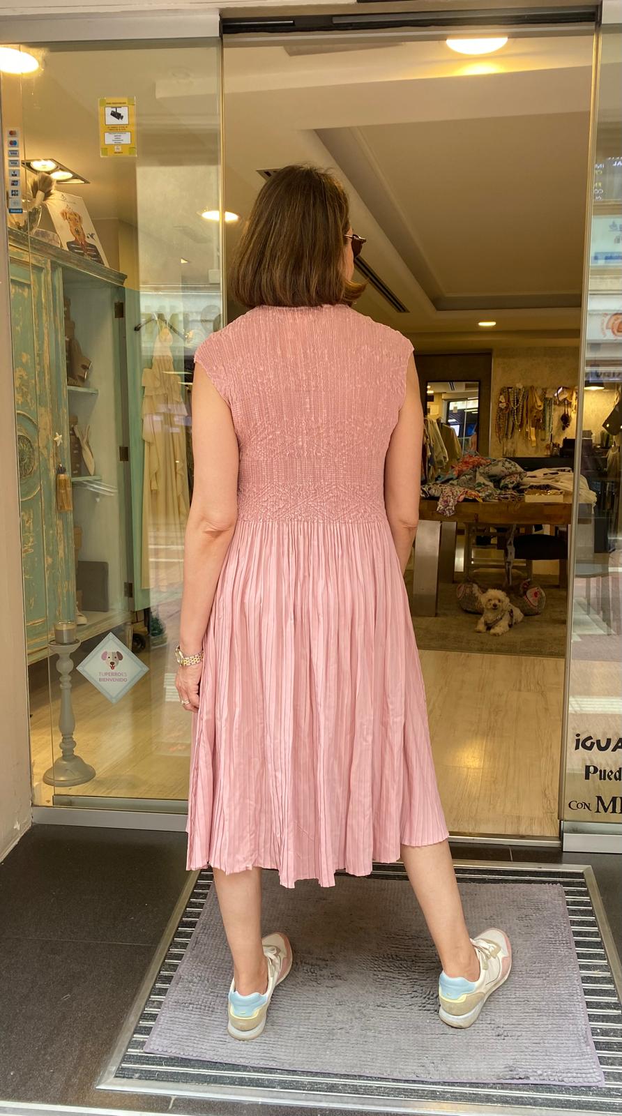 Vestido cuerpo nido abeja falda plisada DONDOLA