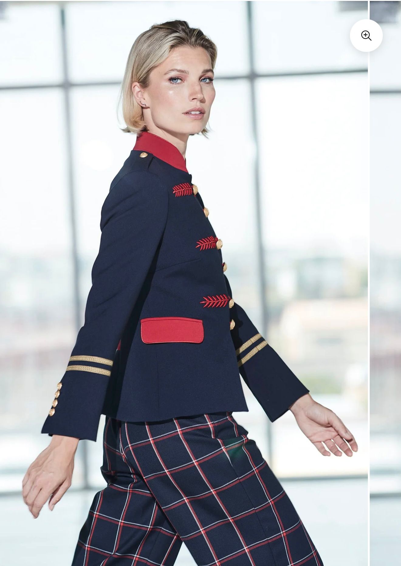 Blazer Renata The Extreme Collection - Chaqueta Militar Mujer | Dondola