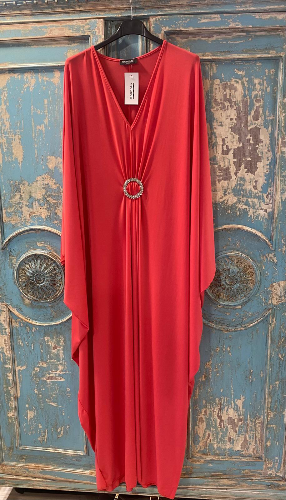 Vestido amplio coral broche brillos DONDOLA