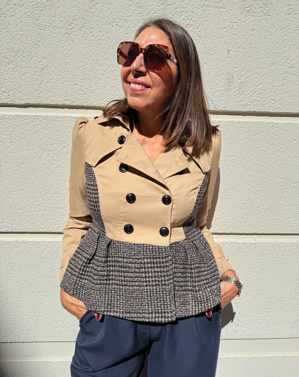 Chaqueta camel peplum cuadros DONDOLA