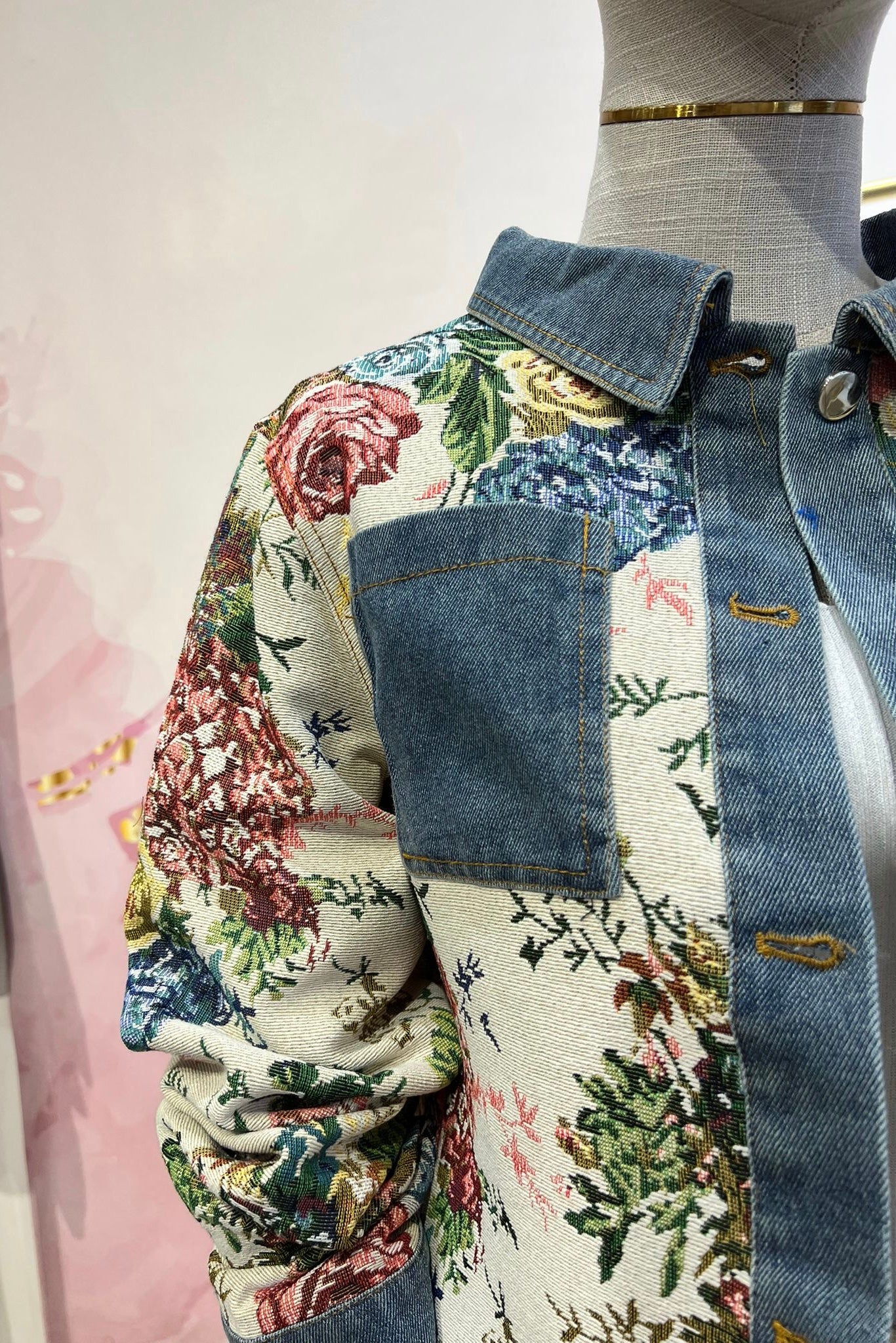 Chaqueta tejido tapicería flores combinada denim DONDOLA
