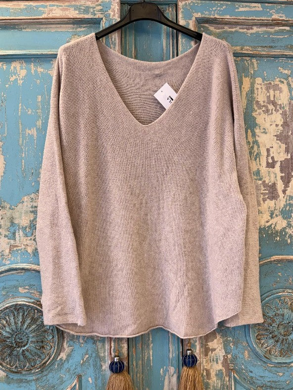 Jersey Básico Cuello Pico Bajo Redondeado