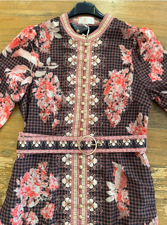Vestido floral largo botonadura frontal
