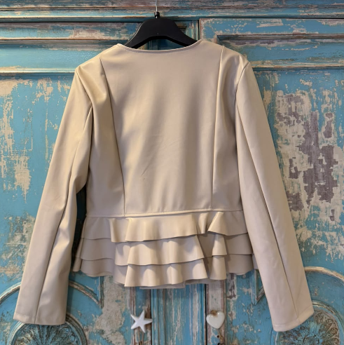 Chaqueta Biker Con Volantes Efecto Piel