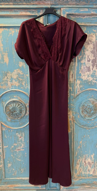 Vestido Midi Escote V Lencero