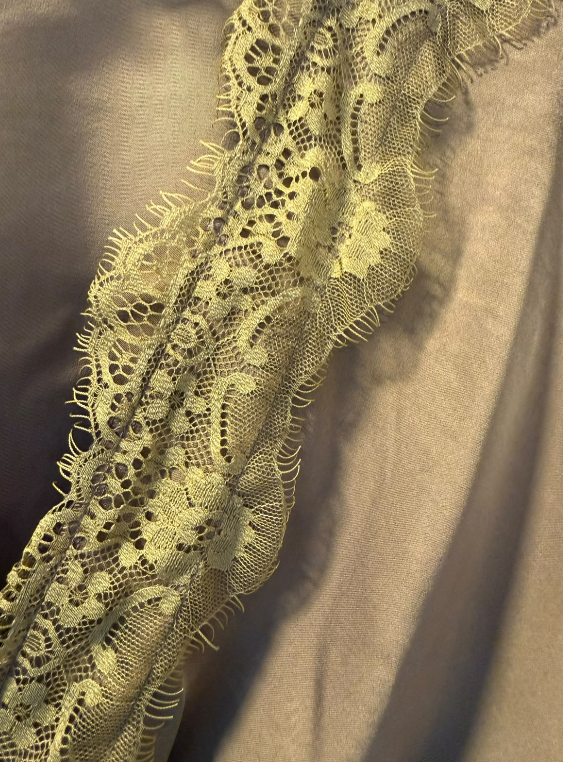 Vestido Midi Escote V Lencero