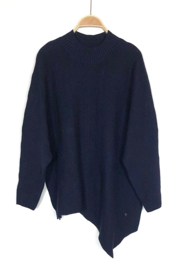 Jersey ancho bajo desigual detalle dibujo estriado DONDOLA