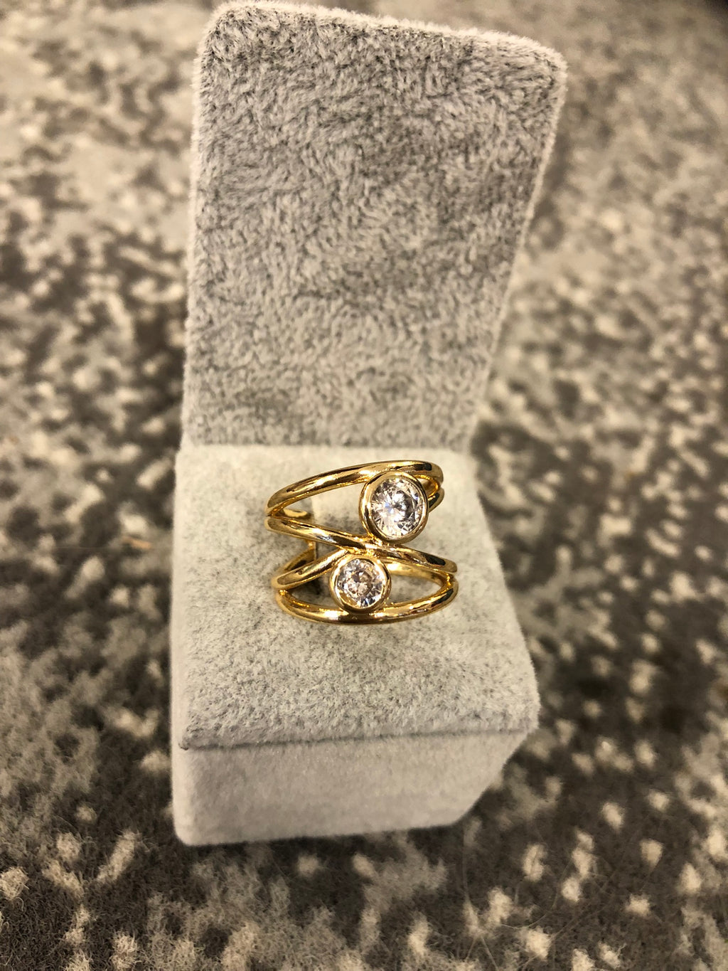 Anillo cristales enlazados “Alibey”